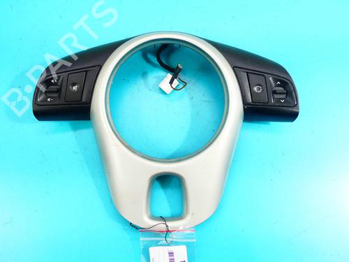 steering-wheel-controls-kia-venga-yn-2010-2011-2012-2013-2014-2015-2016-2017-2018-2019-37887784 main image