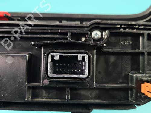 Climate control TOYOTA COROLLA Saloon (_E21_) 1.8 VVTi Hybrid (ZWE219) | BP37848889I5 - Image 5