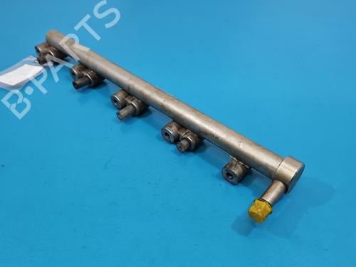 Used Injection rail Injection rail 37853811 37853811