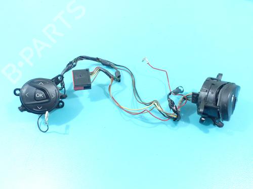 steering-wheel-controls-ford-focus-iii-turnier-2010-2011-2012-2013-2014-2015-2016-2017-2018-2019-2020-37888156 main image
