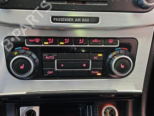 Used Climate control Climate control 38147778 38147778