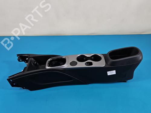 Used Armrest / Center console Armrest / Center console FIAT 500X (334_) 2.0 D Multijet 4x4 (334AXB22, 334AXD2B) (140 hp) 40038188 40038188