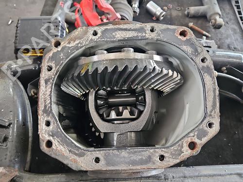 Used Rear differential Rear differential 38135393 38135393