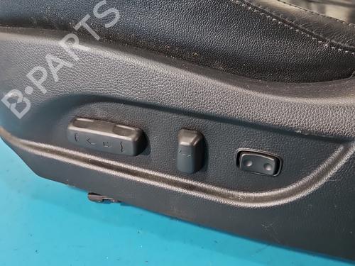 Left front seat HYUNDAI i40 I CW (VF) 1.7 CRDi | BP37857623C15 - Image 6