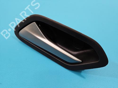 Used Front left interior door handle Front left interior door handle 37839001 37839001