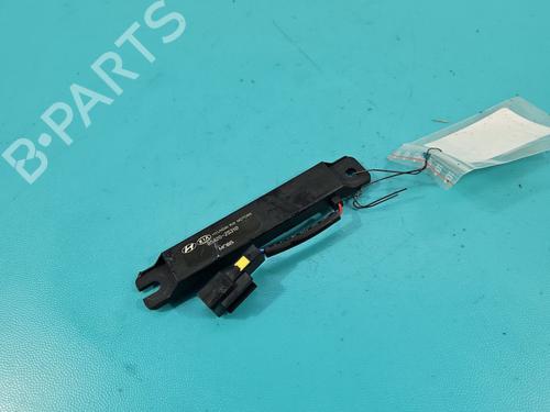 Used Antenna/Base Antenna/Base HYUNDAI ix35 (LM, EL, ELH) [2009-2016] 37828237 37828237