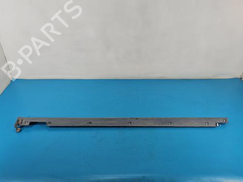 Used Right sideskirt Right sideskirt 37836300 37836300