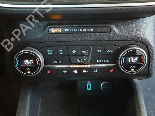 climate-control-ford-focus-iv-hn-2018-37846395 main image