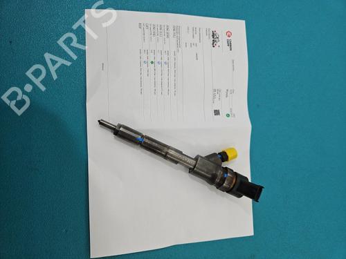 Used Injector Injector TOYOTA YARIS (_P1_) 1.4 D-4D (NLP10_, NLP10R) (75 hp) 37810529 37810529