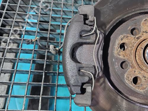 Used Right front brake caliper Right front brake caliper 38122153 38122153
