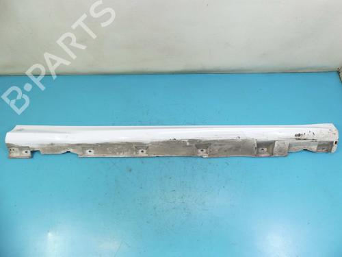 right-sideskirt-ford-focus-iii-turnier-2010-2011-2012-2013-2014-2015-2016-2017-2018-2019-2020-37885314 main image