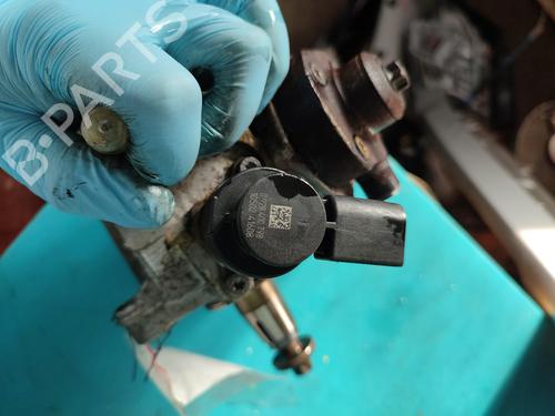 Injection pump BMW 3 Touring (E91) 320 d | BP38134647M78 - Image 5