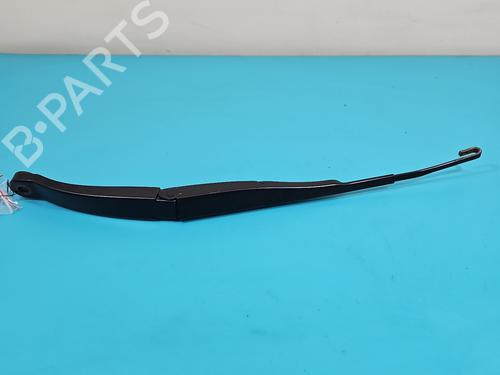 Used Front windshield wiper arm Front windshield wiper arm 38125728 38125728