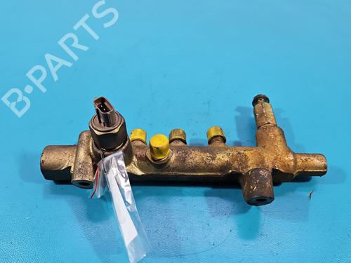 Used Injection rail Injection rail OPEL MERIVA A MPV (X03) 1.7 CDTI (E75) (100 hp) 40038292 40038292