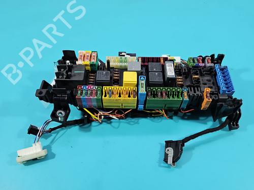 Fuse box INFINITI Q30 | BP38135226E1 - Image 2