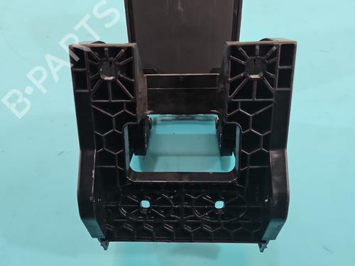 Armrest / Center console SKODA YETI (5L) 1.2 TSI | BP38144925I20 - Image 8