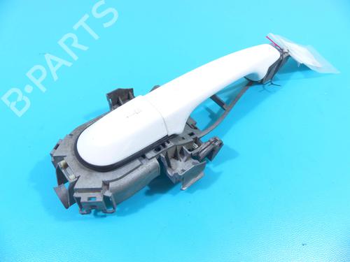 front-left-exterior-door-handle-jaguar-xf-i-x250-2008-2009-2010-2011-2012-2013-2014-2015-37884143 main image