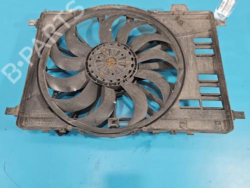 Used Radiator fan Radiator fan 37829700 37829700
