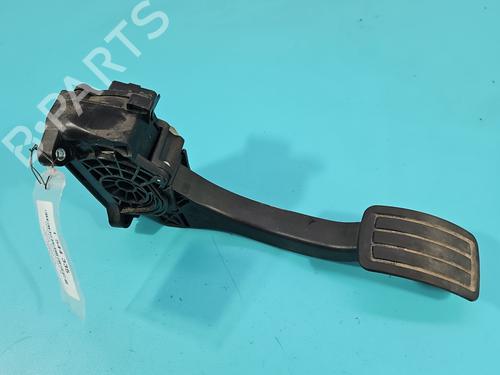 Used Pedal Pedal 37825777 37825777