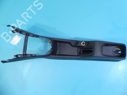 Armrest / Center console CITROËN C3 II (SC_) 1.2 VTi 82 | BP37885379I20 - Image 2