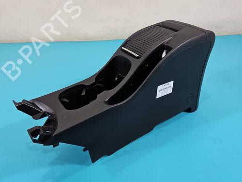 Used Armrest / Center console Armrest / Center console 38130140 38130140