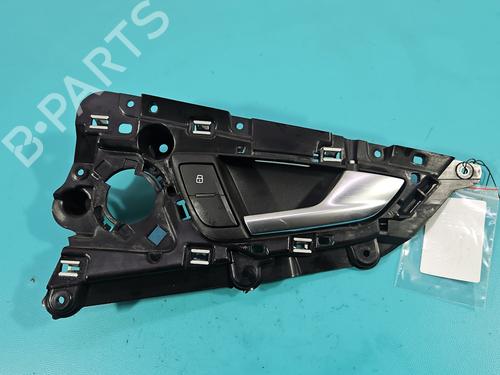 Used Rear right interior door handle Rear right interior door handle 38136684 38136684