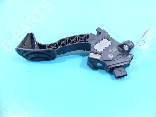 pedal-toyota-auris-_e18_-2012-2013-2014-2015-2016-2017-2018-2019-37809616 main image