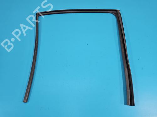 rubber-door-seal-toyota-corolla-saloon-_e21_-2019-37849758 main image