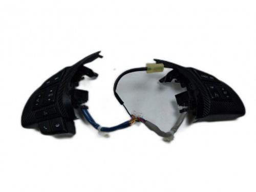 steering-wheel-controls-mazda-3-saloon-bm_-bn_-2013-2014-2015-2016-2017-2018-2019-38815213 main image