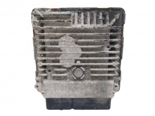 engine-control-unit-ecu-skoda-superb-ii-3t4-2008-2009-2010-2011-2012-2013-2014-2015-38806052 main image