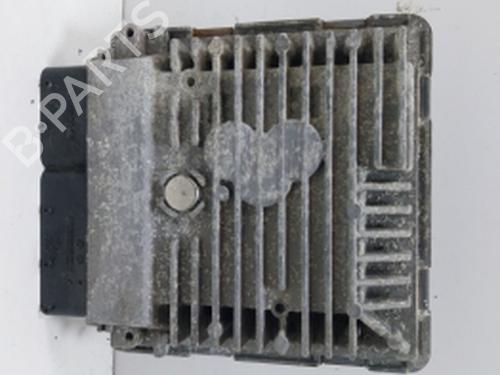Used Engine control unit (ECU) Engine control unit (ECU) VW GOLF VI (5K1) 1.6 TDI (105 hp) 38805899 38805899