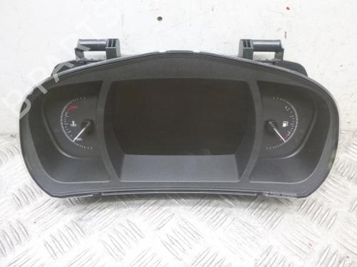 instrument-cluster-renault-megane-iv-saloon-2016-38811753 main image
