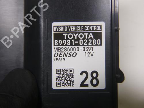 Electronic module TOYOTA COROLLA Hatchback (_E21_, _EA1_, _EH1_) 1.8 VVTi Hybrid (ZWE219) | BP38812296M83 - Image 3