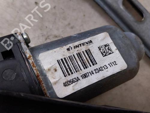 Left front window motor TOYOTA AYGO (_B4_) 1.0 (KGB40) | BP39567207E21 - Image 6