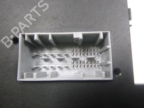 Fuse box PORSCHE 911 (997) 3.8 Carrera S | BP38805725E1 - Image 5