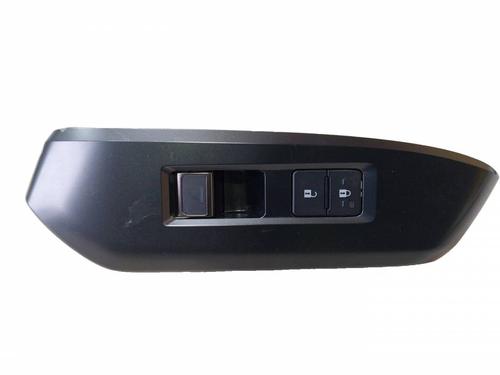 left-rear-window-switch-lexus-lbx-_ayh1_-_aya1_-2023-39933363 main image
