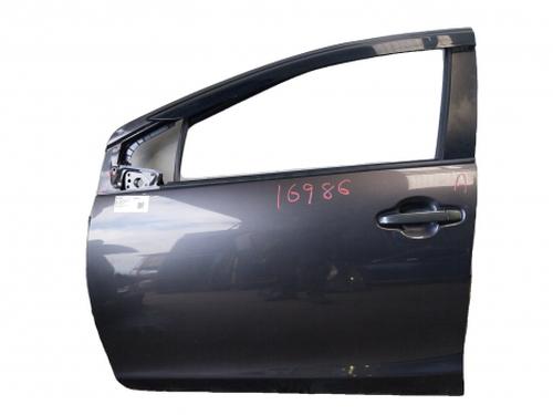 Used Left front door Left front door TOYOTA AQUA (_NHP1_) 1.5 Hybrid (NHP10) (73 hp) 38806797 38806797