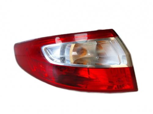 left-taillight-renault-fluence-l3_-2010-38813049 main image