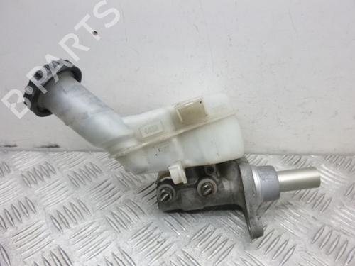 brake-master-cylinder-mitsubishi-outlander-ii-cw_w-2005-2006-2007-2008-2009-2010-2011-2012-38802291 main image