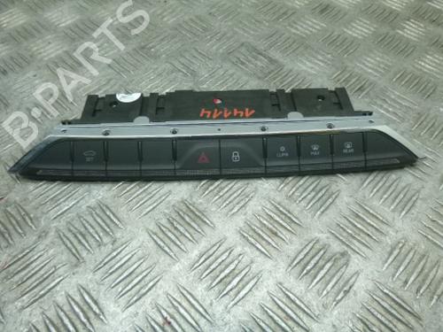 warning-switch-skoda-octavia-iv-nx3-nn3-pv3-2020-38814883 main image