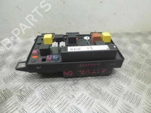 Fuse box OPEL ASTRA H (A04) 1.4 (L48) | BP38811894E1 - Image 3