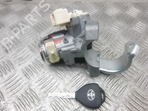 Switch TOYOTA AURIS (_E15_) 1.4 D-4D (NDE150_, NDE150R) | BP38808345I30 - Image 2