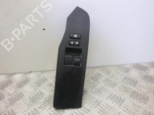 right-front-window-switch-toyota-auris-_e18_-2012-2013-2014-2015-2016-2017-2018-2019-38808454 main image