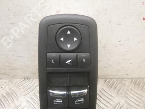 Right front window switch MASERATI QUATTROPORTE VI 3.0 D | BP38809299I26 - Image 2