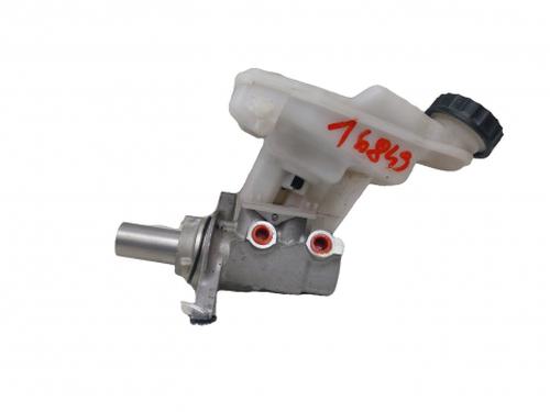 Used Brake master cylinder Brake master cylinder PEUGEOT 5008 II (MC_, MJ_, MR_, M4_) 1.5 BlueHDi 130 (MCYHZJ, MCYHZR, MCYHZX) (131 hp) 39247673 39247673