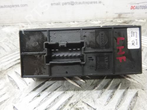Left front window switch NISSAN JUKE (F15) 1.5 dCi | BP38804583I27 - Image 2