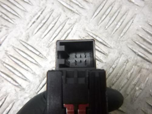 Warning switch AUDI Q3 (8UB, 8UG) 2.0 TDI | BP38815581I22 - Image 4