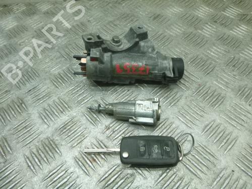Used Switch Switch SKODA FABIA II (542) 1.2 (60 hp) 38806989 38806989