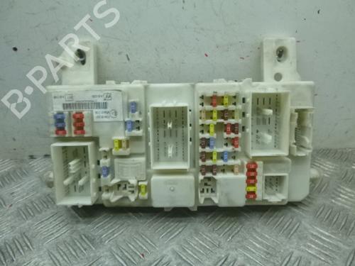 Used Fuse box Fuse box FORD FOCUS II (DA_, HCP, DP) 1.6 TDCi (109 hp) 38809924 38809924