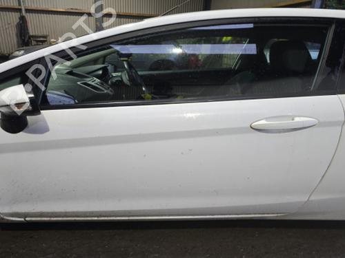 Used Left front door Left front door FORD FIESTA VI Van 1.25 (60 hp) 38806813 38806813